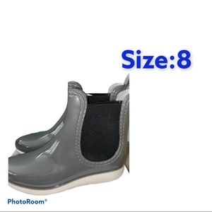 Rain boots for women